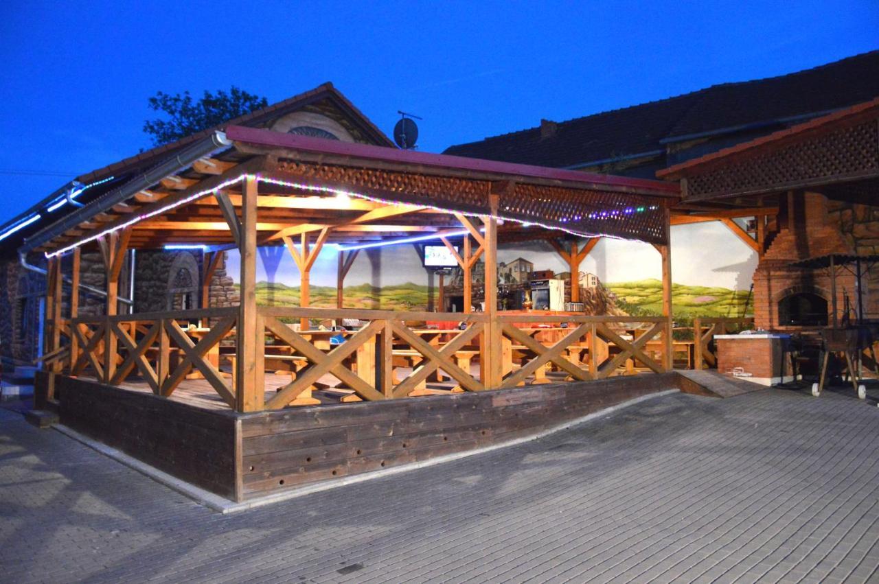 Wellness Club Villa Puclice Exterior foto